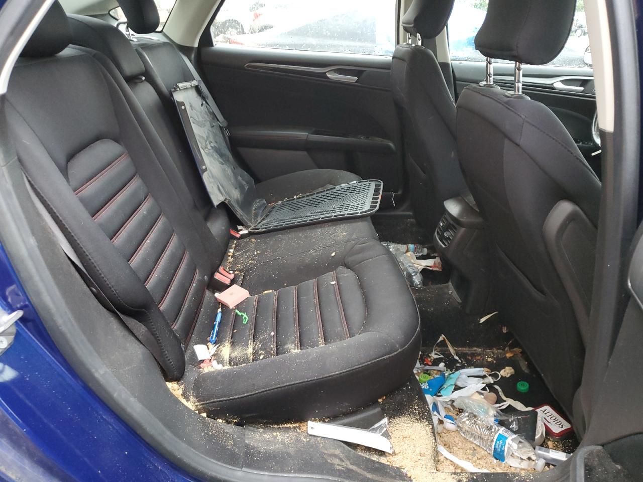 3FA6P0H75FR283176 2015 Ford Fusion Se