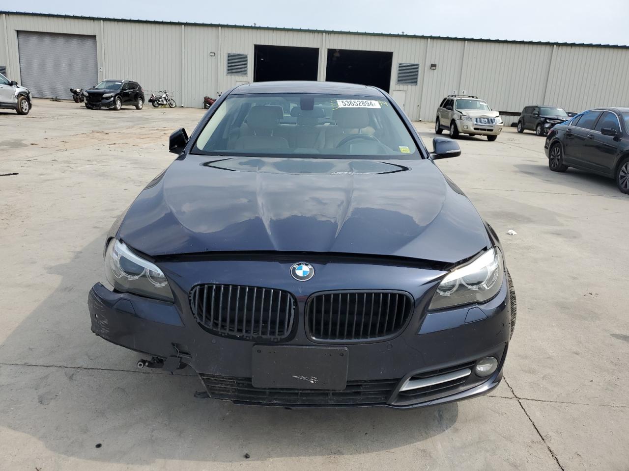 2016 BMW 528 Xi vin: WBA5A7C58GG144915