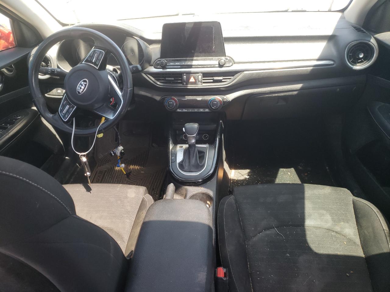 3KPF34AD5KE033418 2019 Kia Forte Gt Line