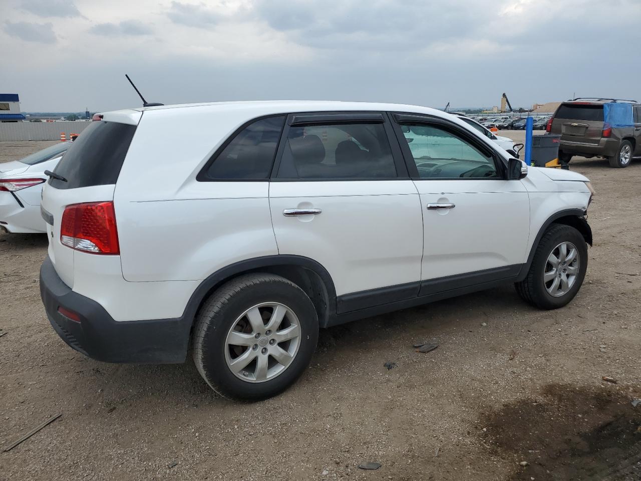 5XYKT3A13BG104195 2011 Kia Sorento Base