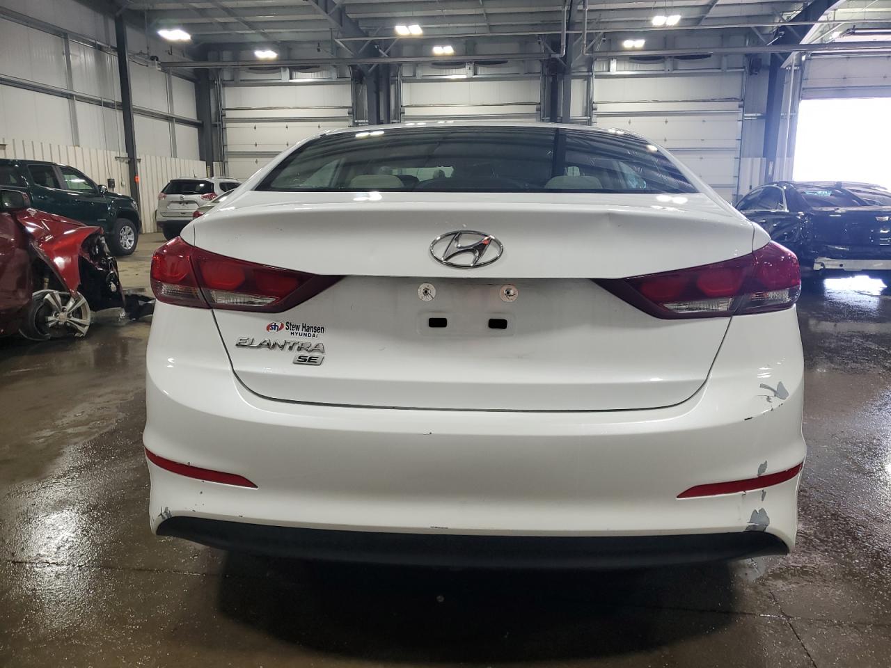 2018 Hyundai Elantra Se vin: 5NPD74LF6JH289037