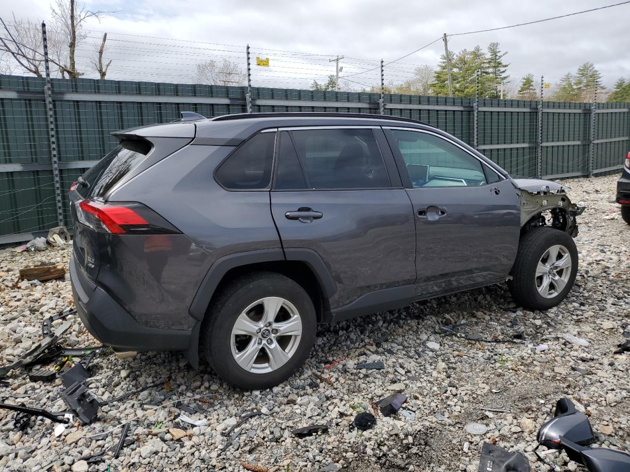 2019 Toyota Rav4 Xle vin: 2T3P1RFV9KW058397