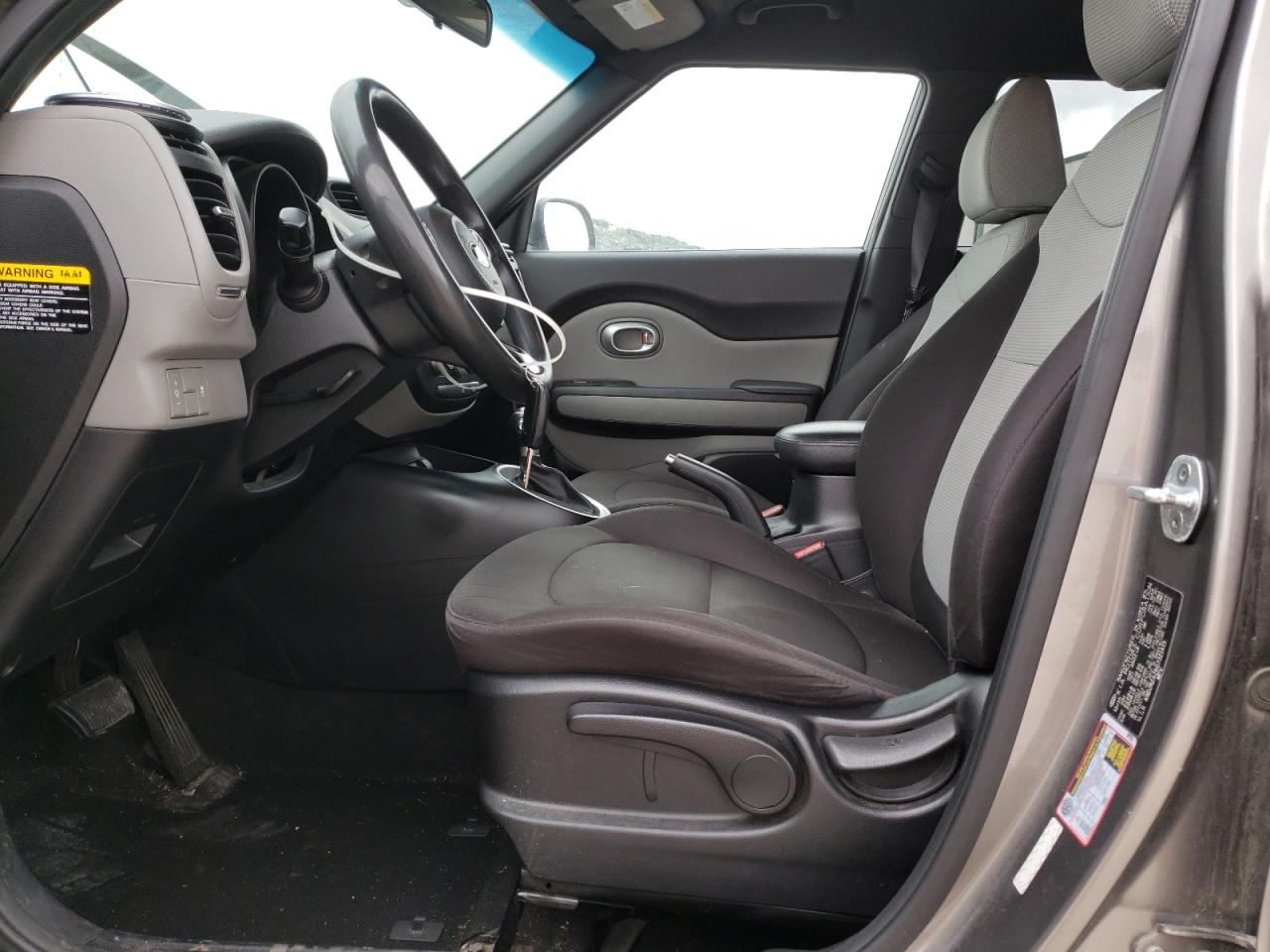 KNDJN2A26G7321415 2016 Kia Soul