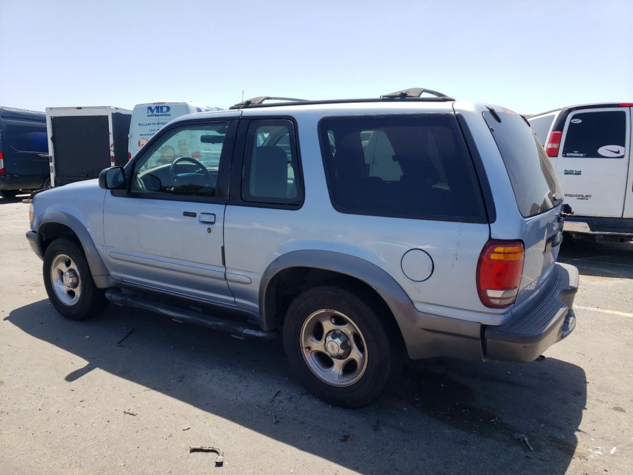 1FMYU22E2WUC55483 1998 Ford Explorer