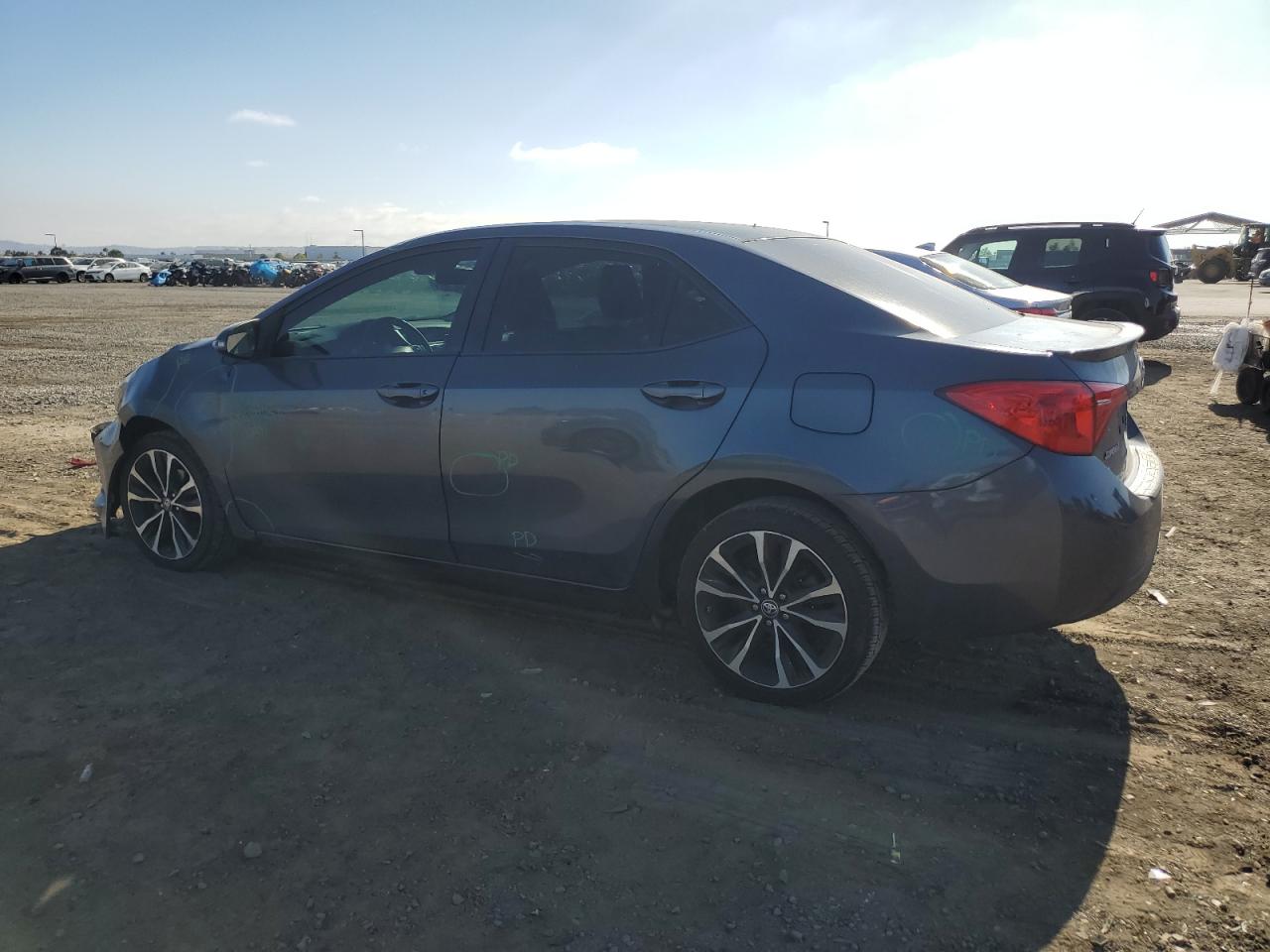 5YFBURHE9HP593425 2017 Toyota Corolla L