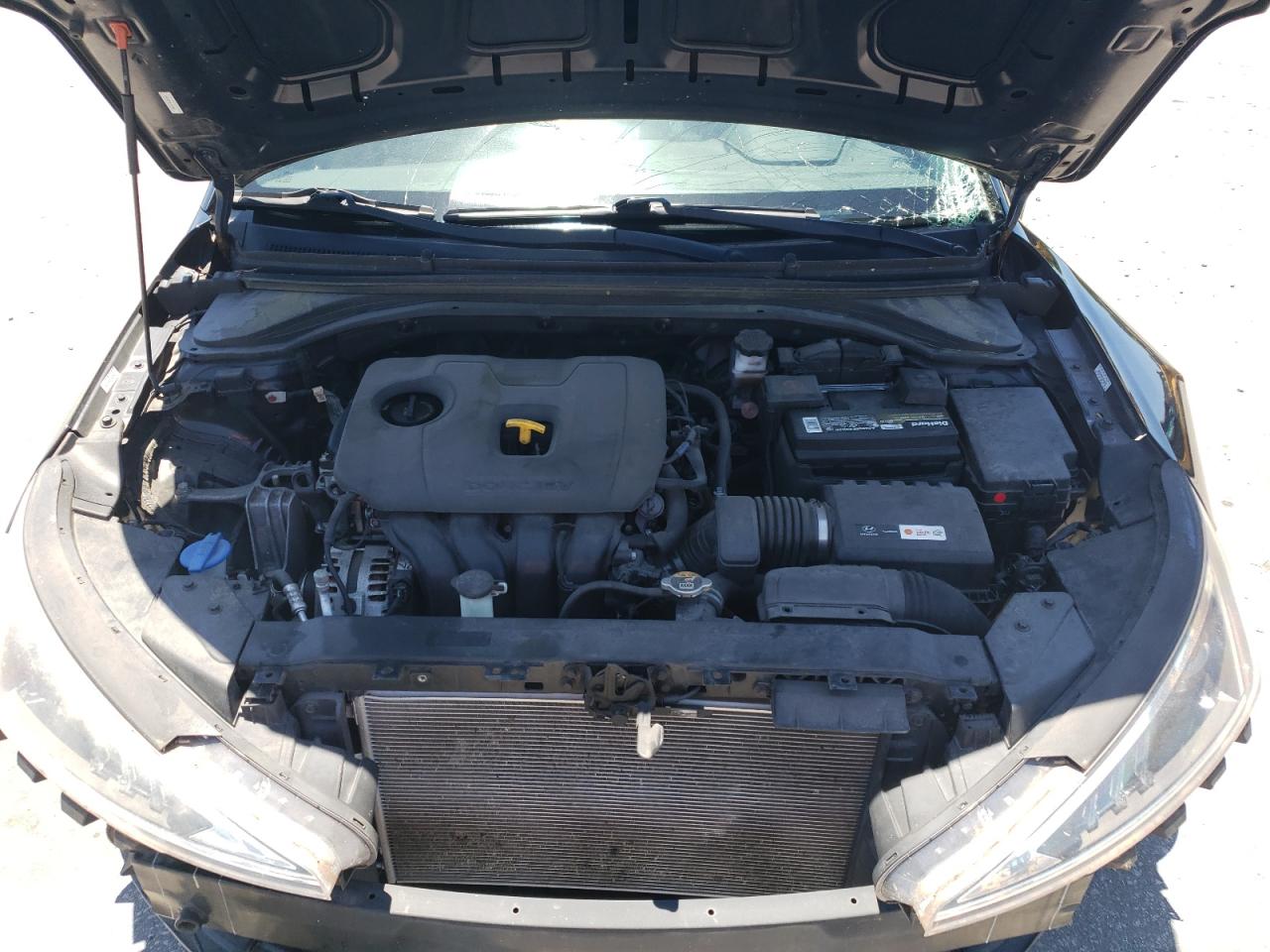 KMHD74LF9KU821609 2019 Hyundai Elantra Se