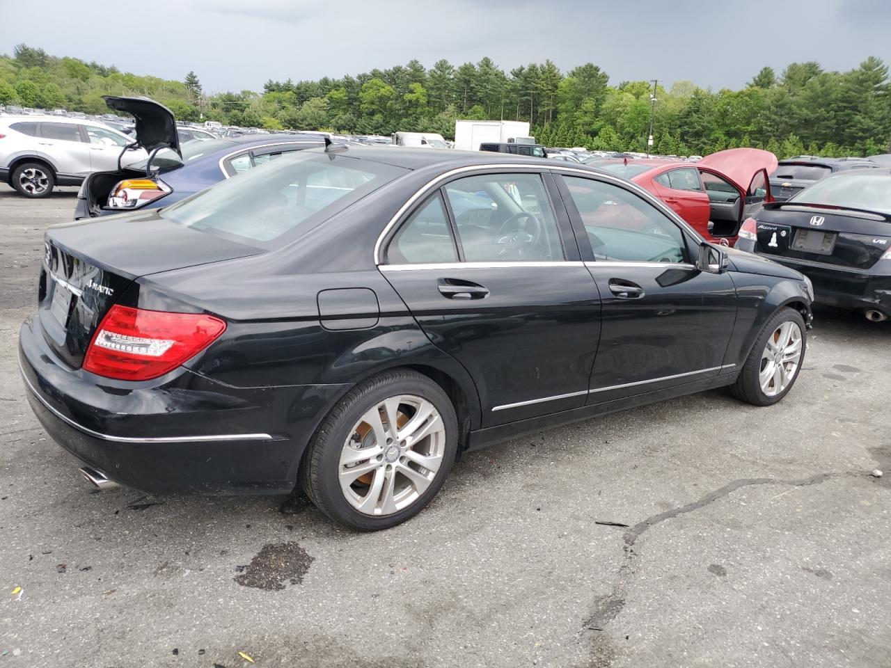 WDDGF8AB8ER317884 2014 Mercedes-Benz C 300 4Matic