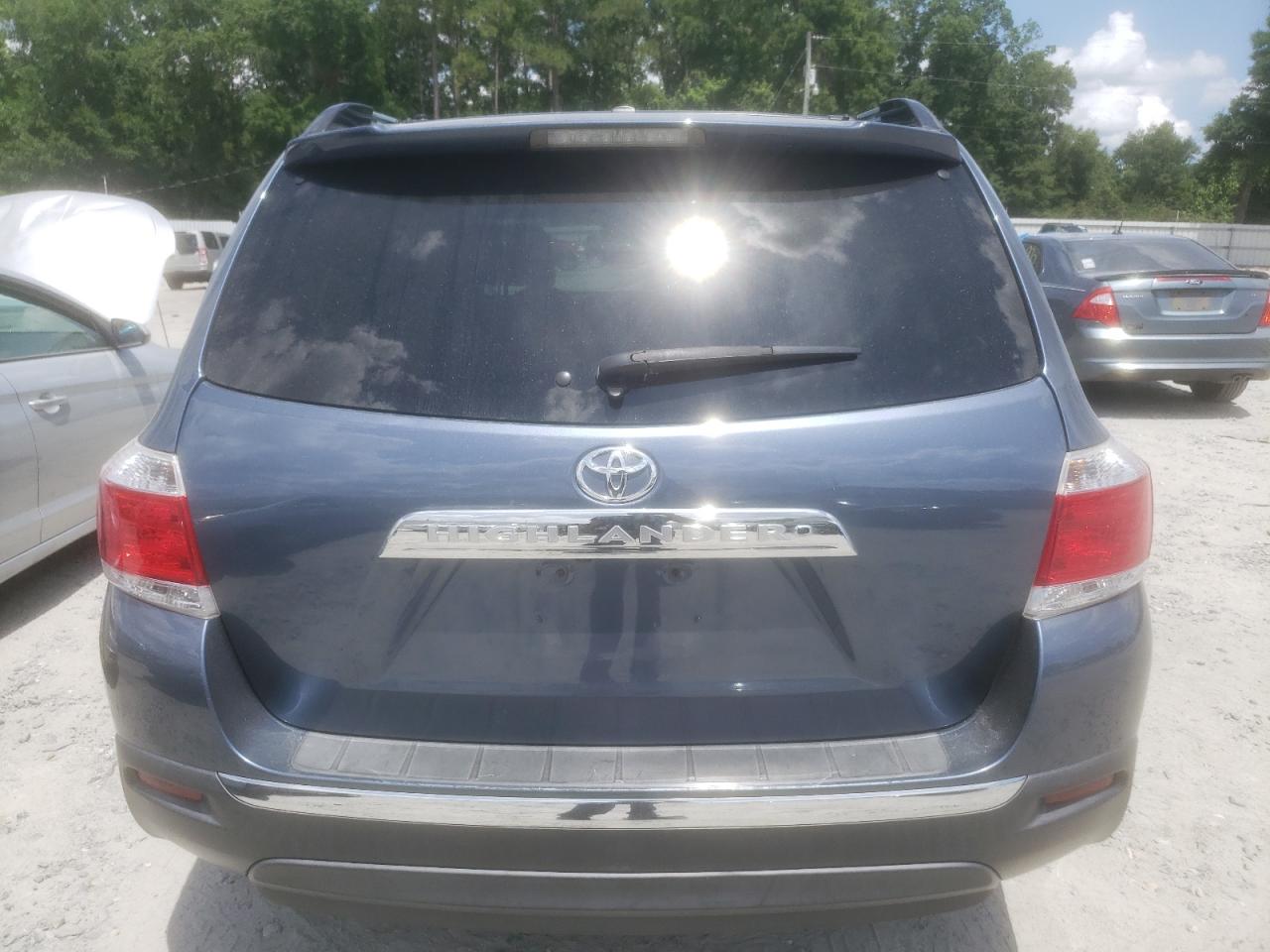 5TDYK3EH0BS031620 2011 Toyota Highlander Limited