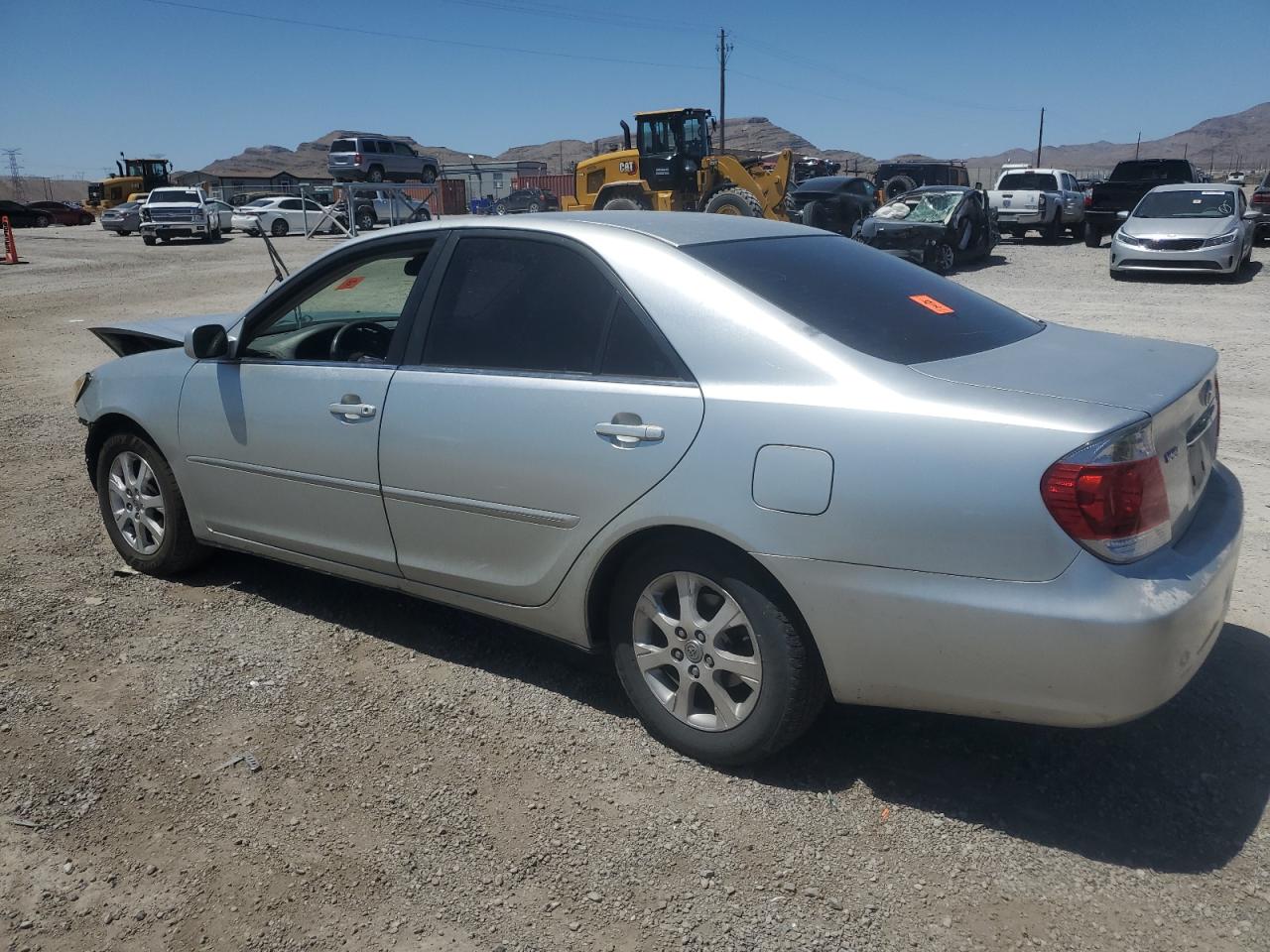 JTDBF32KX50163205 2005 Toyota Camry Le