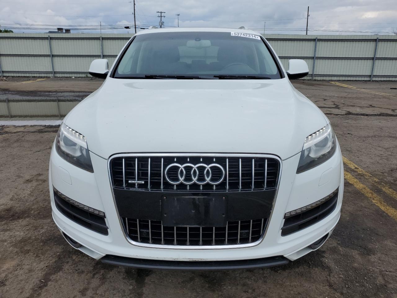 WA1LGAFE4FD026002 2015 Audi Q7 Premium Plus