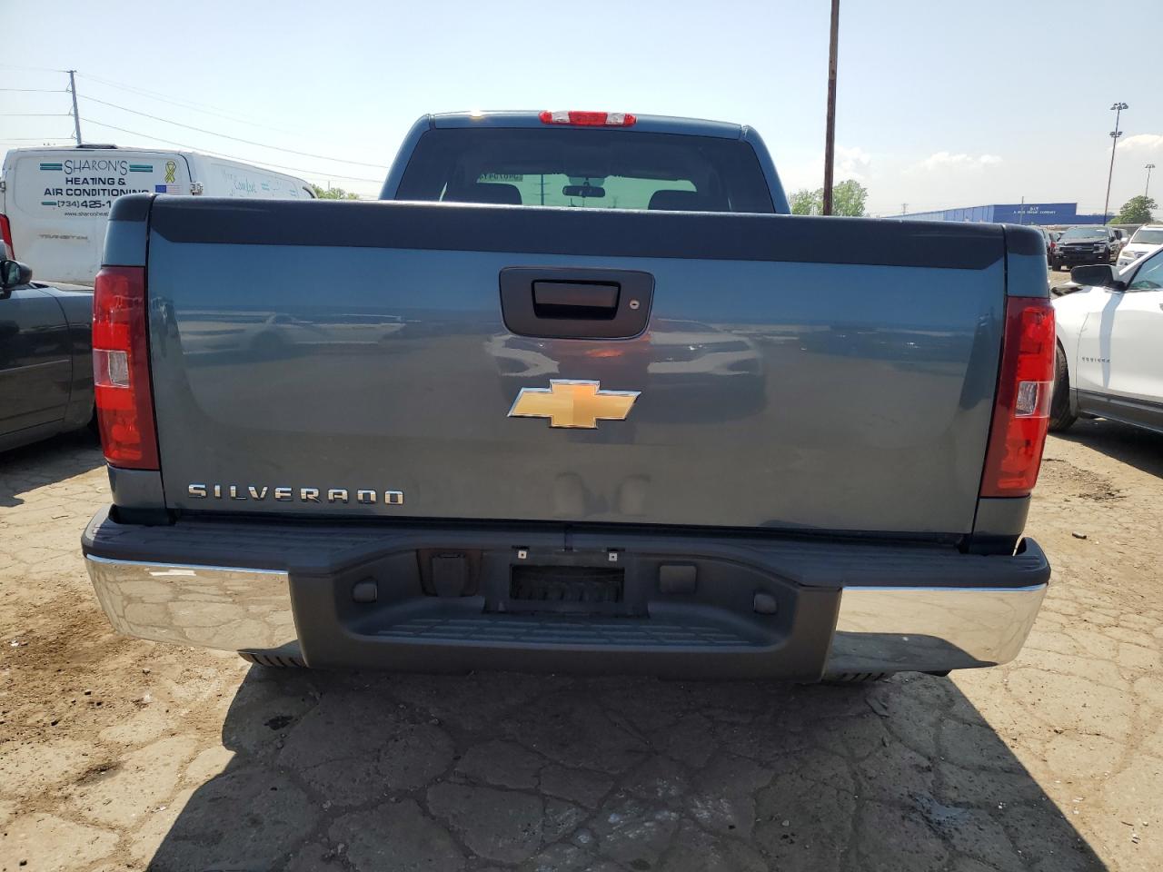 1GCRCPEX8BZ190142 2011 Chevrolet Silverado C1500