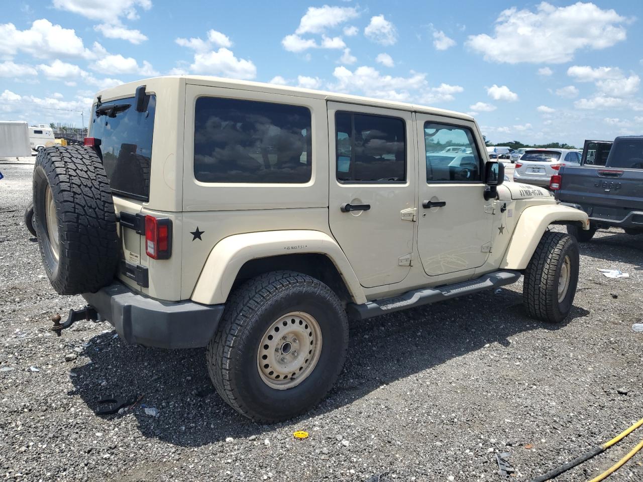 1J4HA5H14BL632814 2011 Jeep Wrangler Unlimited Sahara