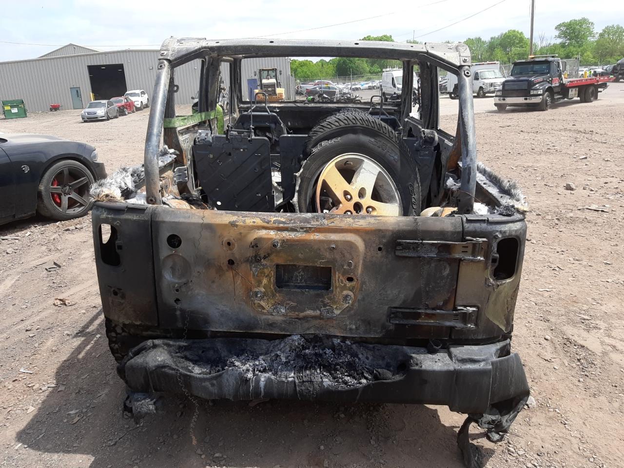 1C4BJWDG1DL677403 2013 Jeep Wrangler Unlimited Sport