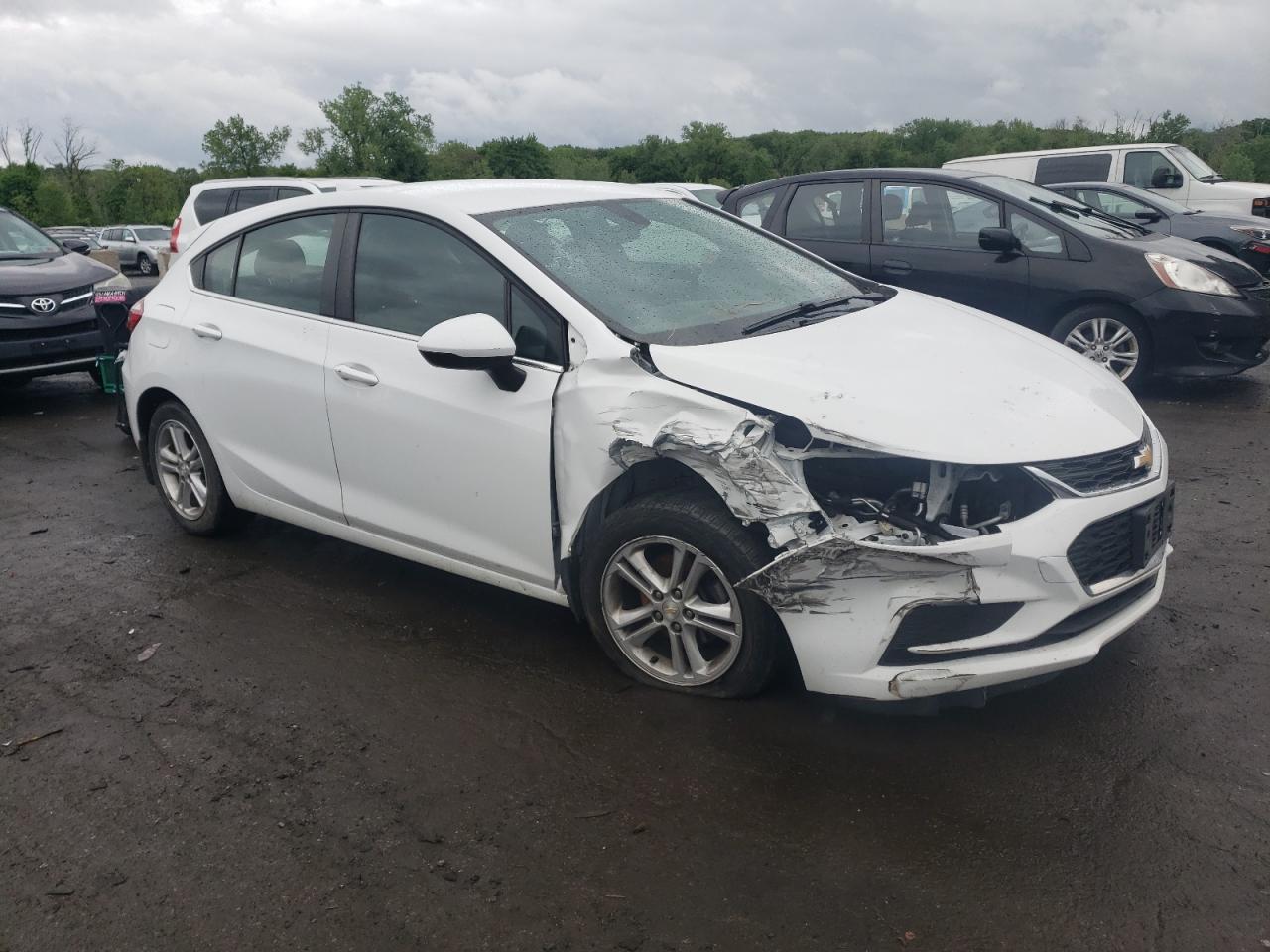 3G1BE6SM3JS654894 2018 Chevrolet Cruze Lt