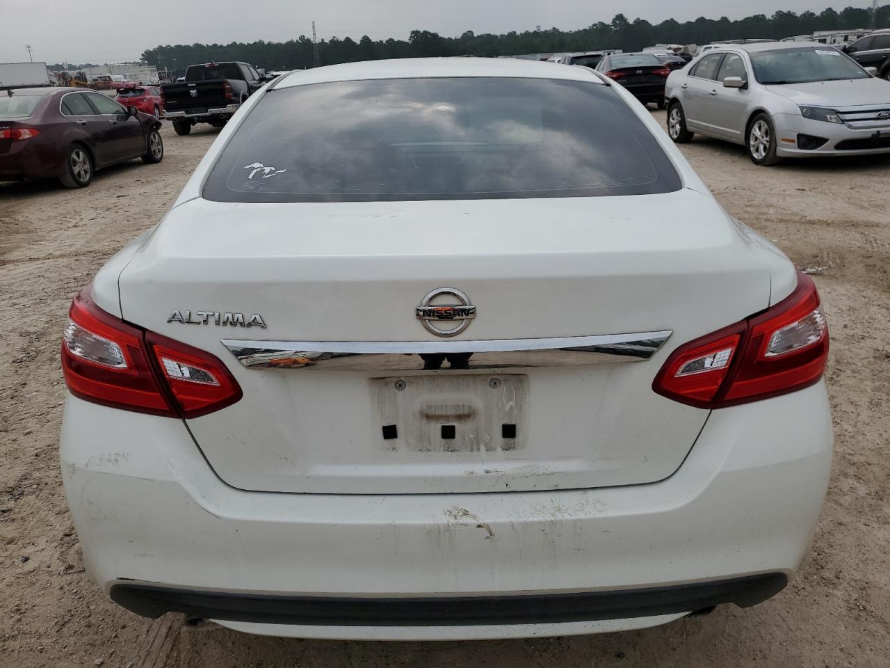 1N4AL3AP6HN327354 2017 Nissan Altima 2.5