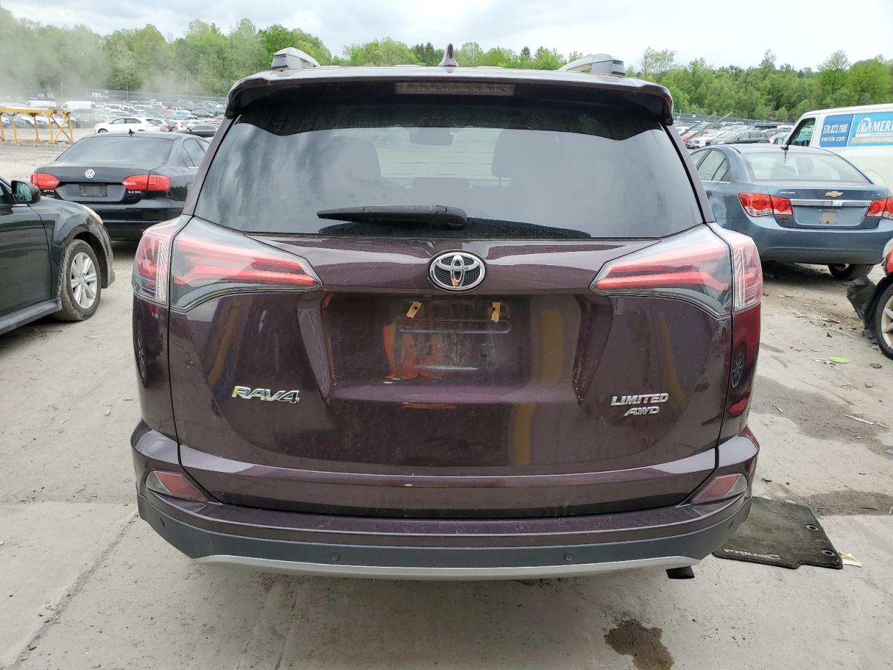 2T3DFREV5HW584010 2017 Toyota Rav4 Limited