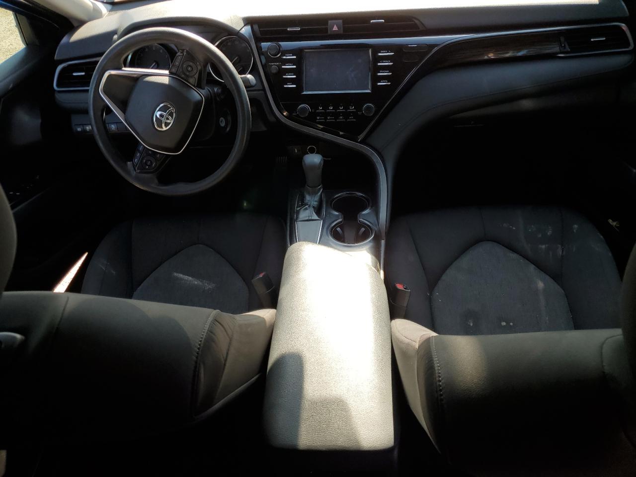 4T1B11HK1KU181621 2019 Toyota Camry L