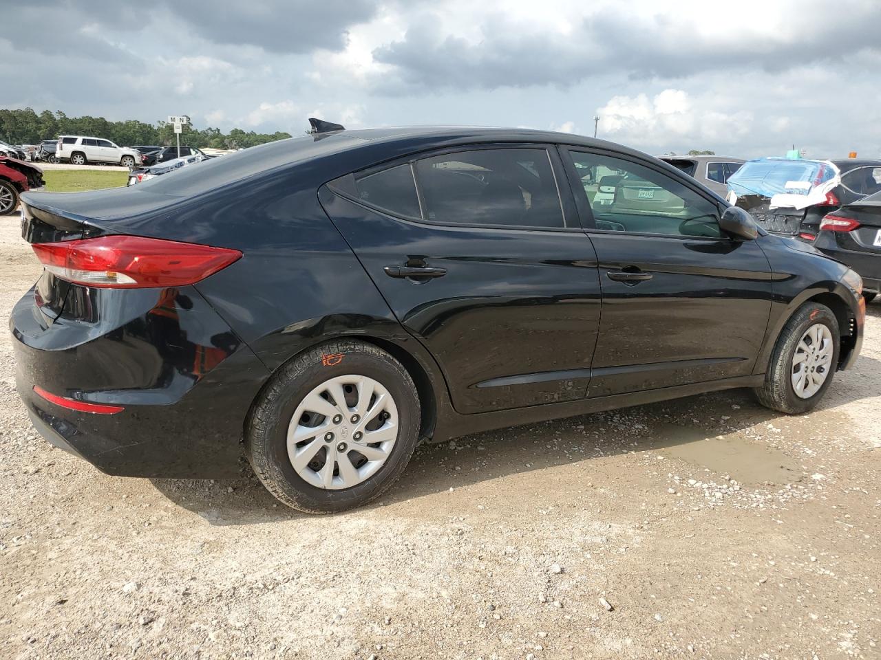 2017 Hyundai Elantra Se vin: 5NPD74LF4HH113260