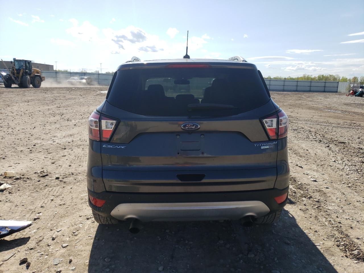 1FMCU9J9XHUD52375 2017 Ford Escape Titanium