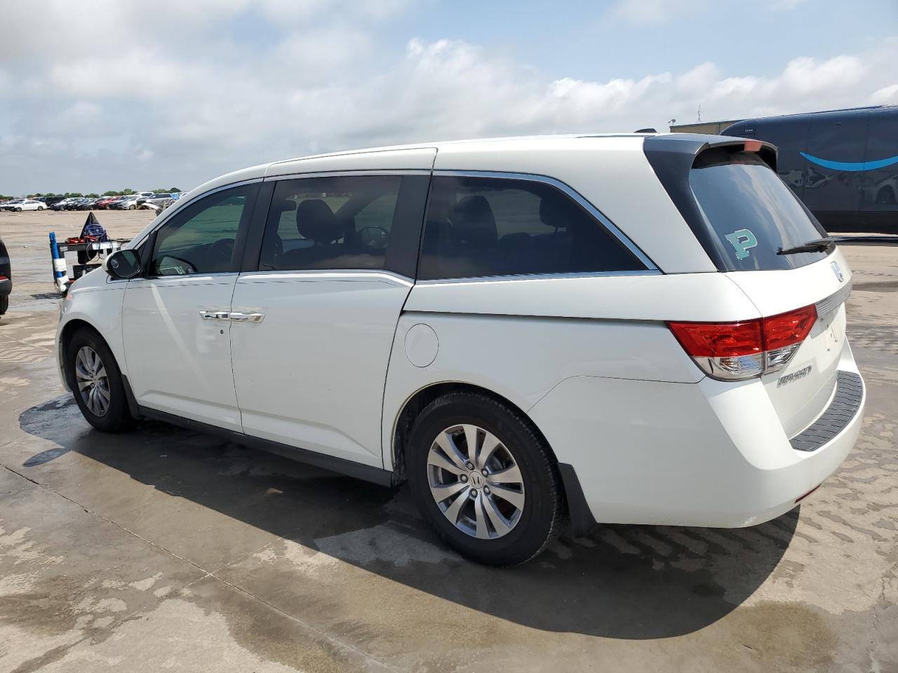 5FNRL5H64GB045216 2016 Honda Odyssey Exl