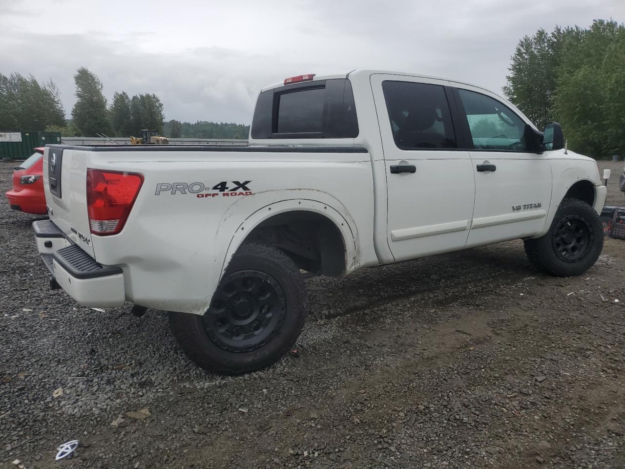 1N6BA0EC8BN323546 2011 Nissan Titan S