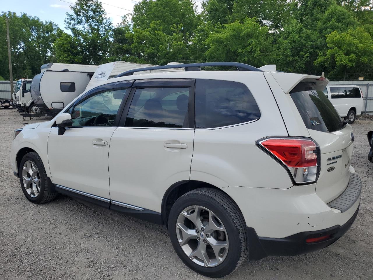 JF2SJAWC1JH418469 2018 Subaru Forester 2.5I Touring