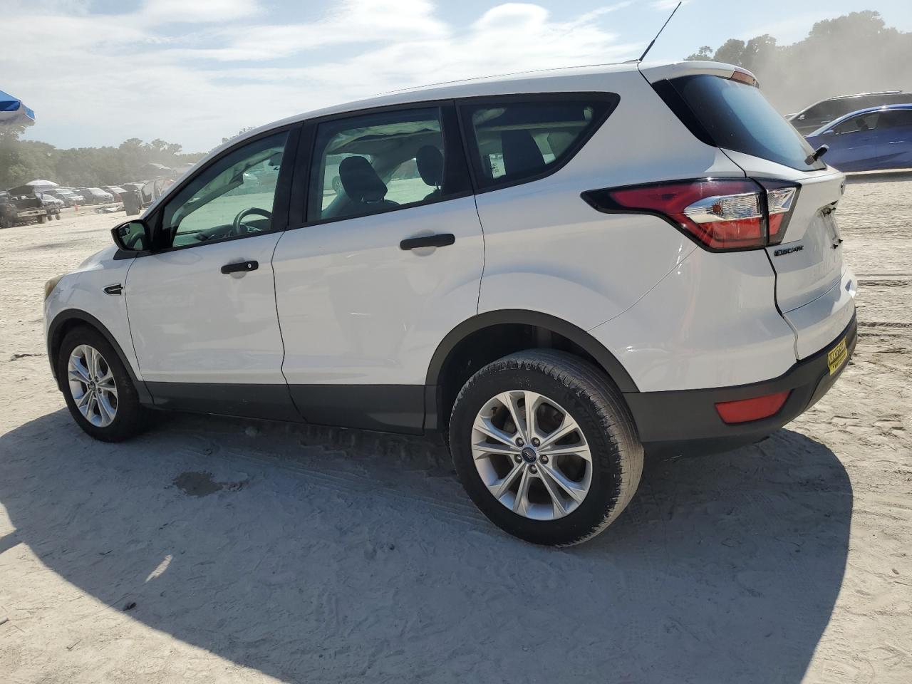 1FMCU0F74JUA27889 2018 Ford Escape S