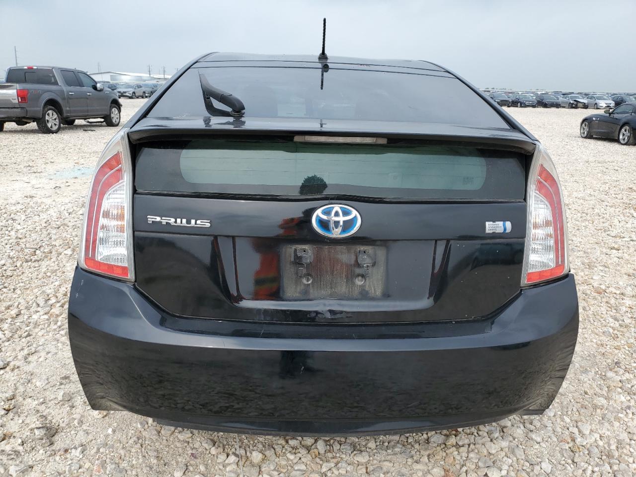 JTDKN3DU5E1779549 2014 Toyota Prius