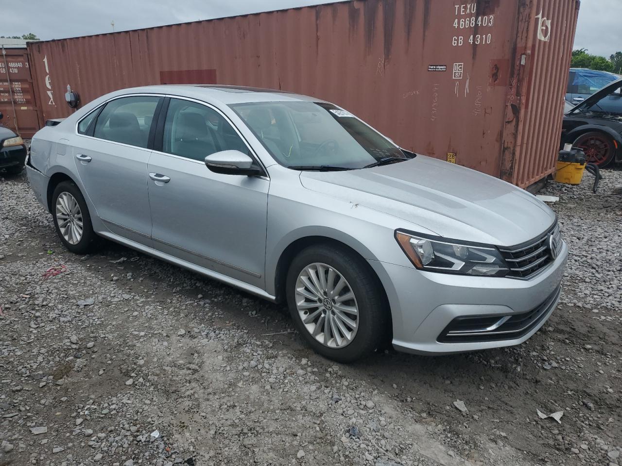 1VWBT7A37HC053089 2017 Volkswagen Passat Se