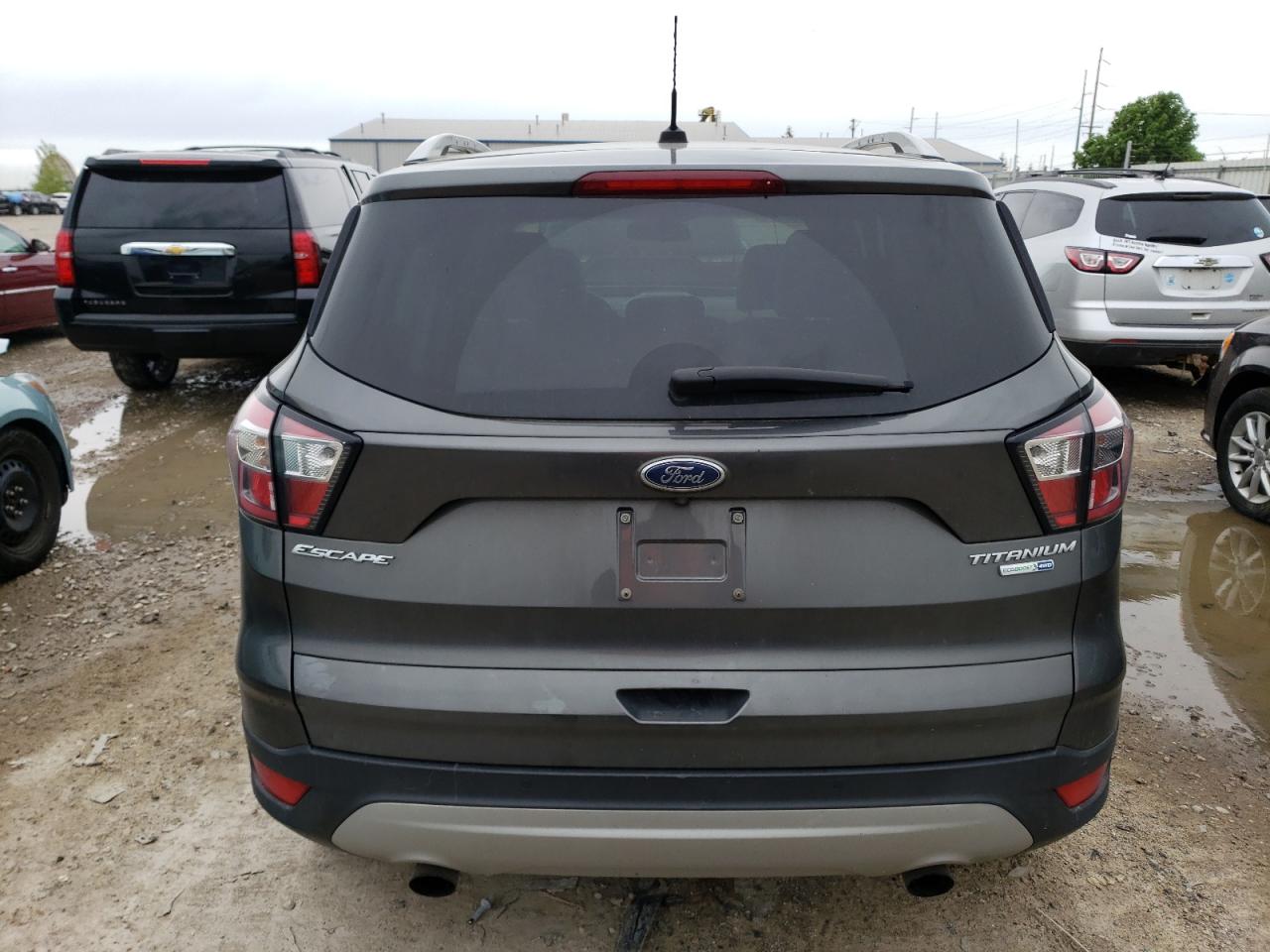 1FMCU9J90HUD39439 2017 Ford Escape Titanium