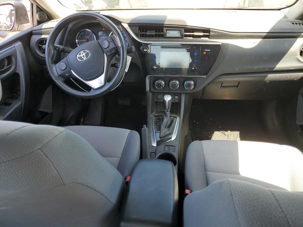 5YFBURHE8HP620856 2017 Toyota Corolla L