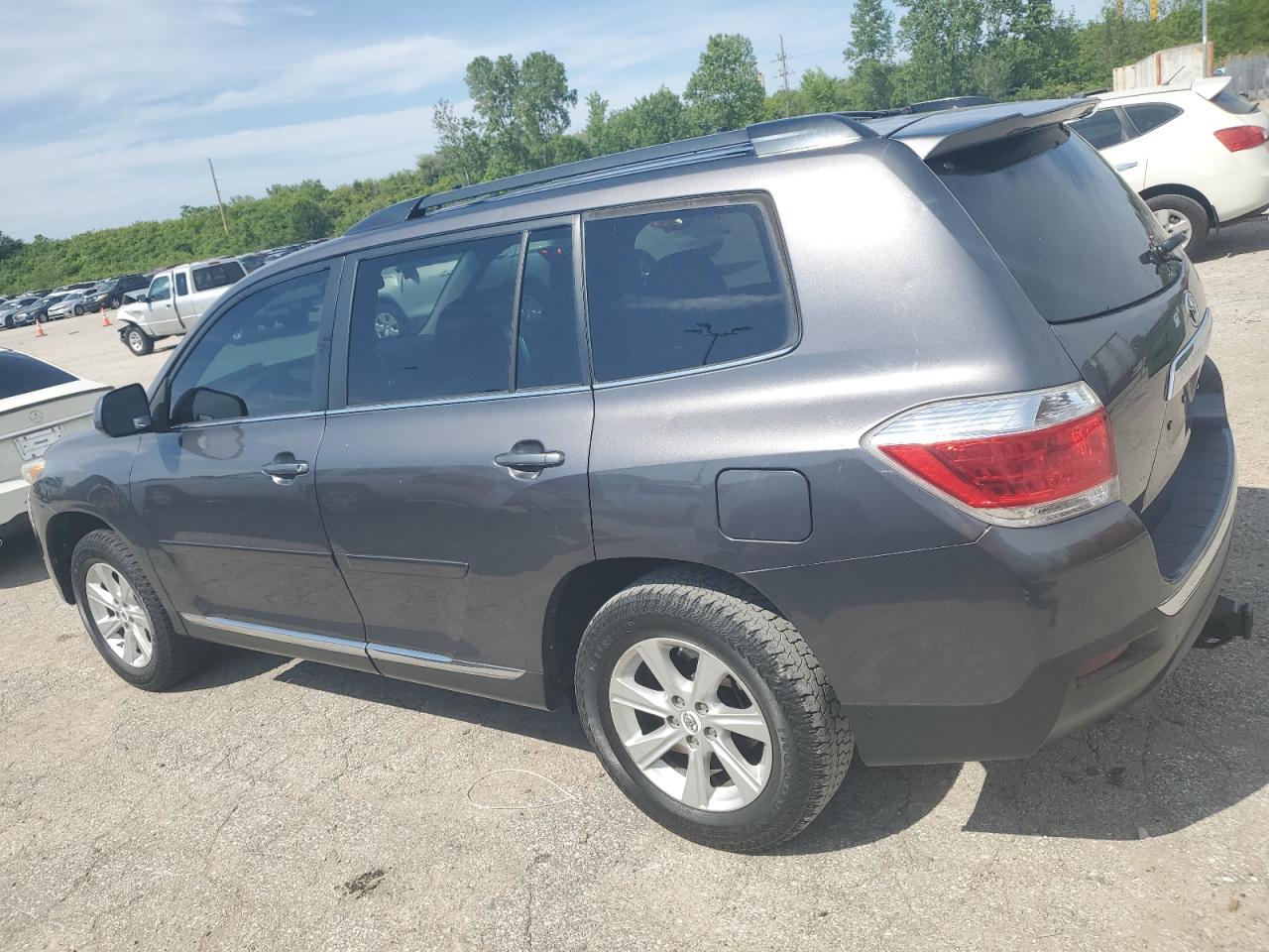 2013 Toyota Highlander Base vin: 5TDBK3EH4DS179858