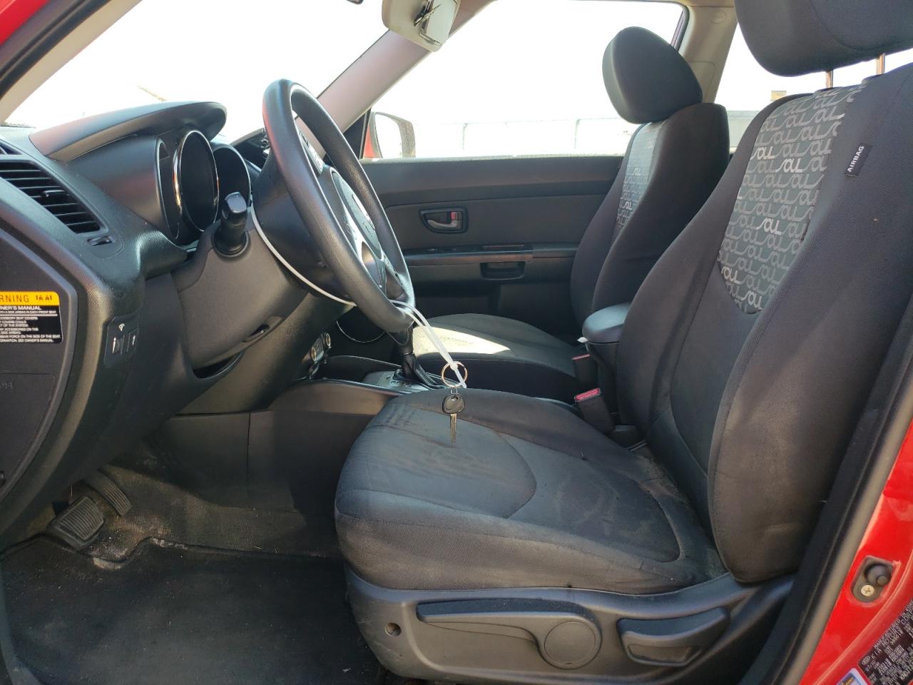 KNDJT2A21B7207837 2011 Kia Soul +