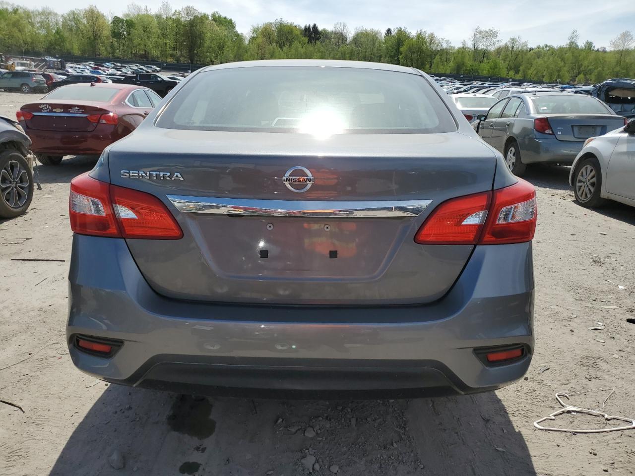 3N1AB7AP4JY201915 2018 Nissan Sentra S