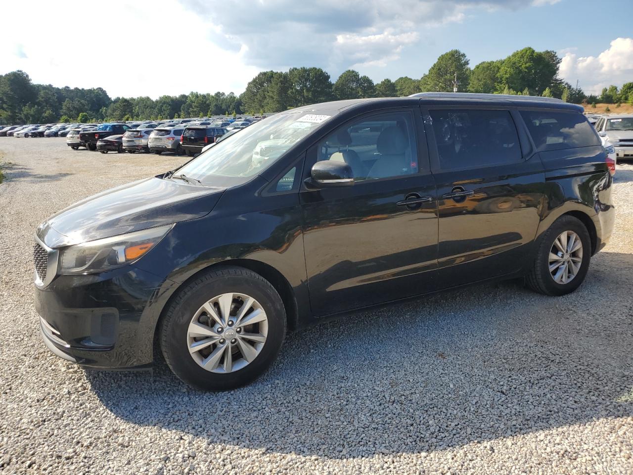 KNDMB5C1XF6044686 2015 Kia Sedona Lx