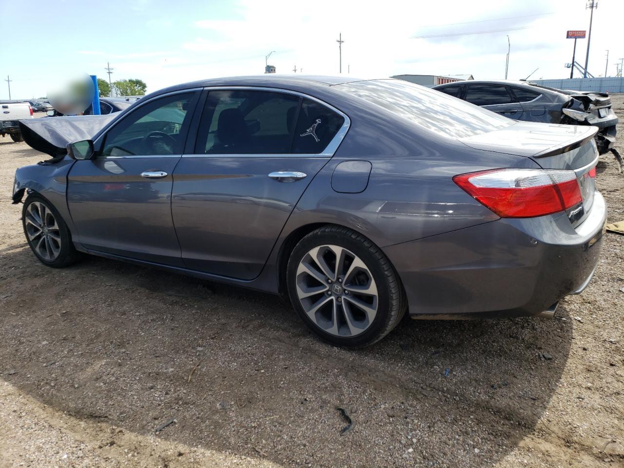 1HGCR2F53FA125824 2015 Honda Accord Sport