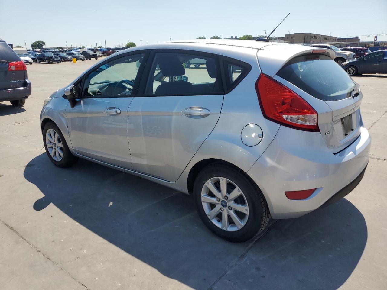 3FADP4EJ3CM137544 2012 Ford Fiesta Se