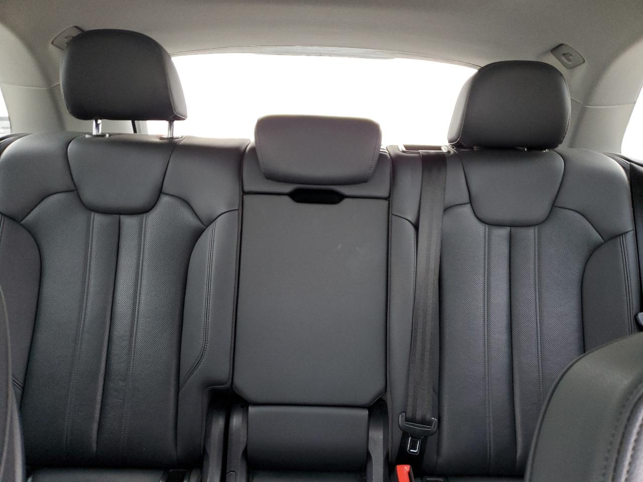 WA1BNAFY0K2128107 2019 Audi Q5 Premium Plus