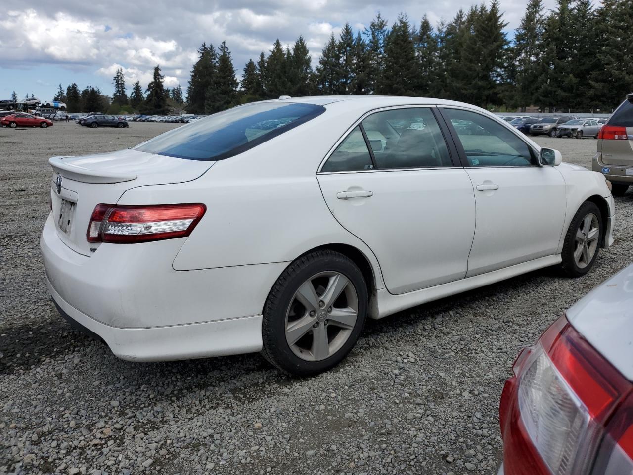 4T1BF3EK9BU688638 2011 Toyota Camry Base