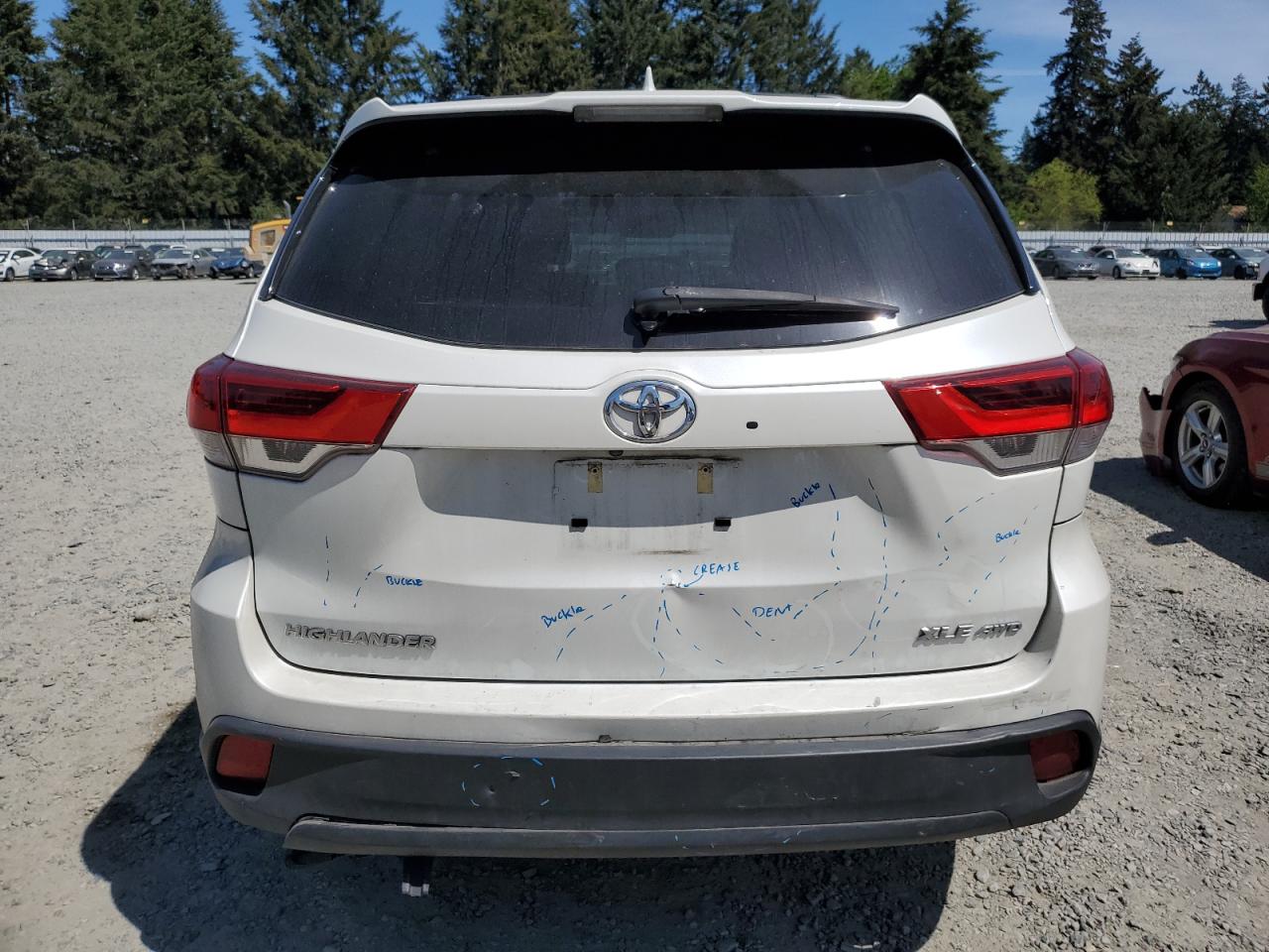 5TDJZRFH1HS426493 2017 Toyota Highlander Se