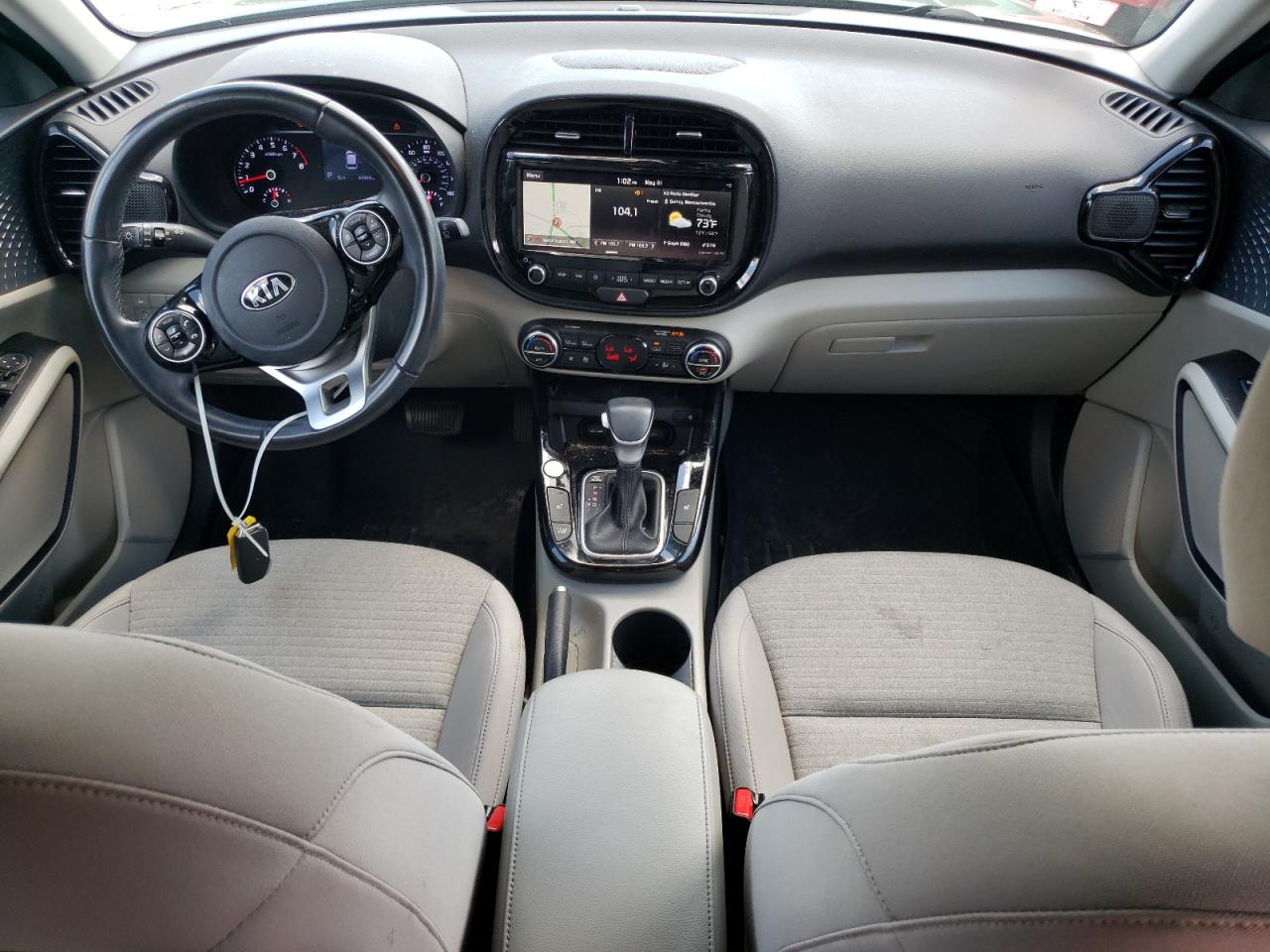 KNDJ33AU8L7107498 2020 Kia Soul Ex