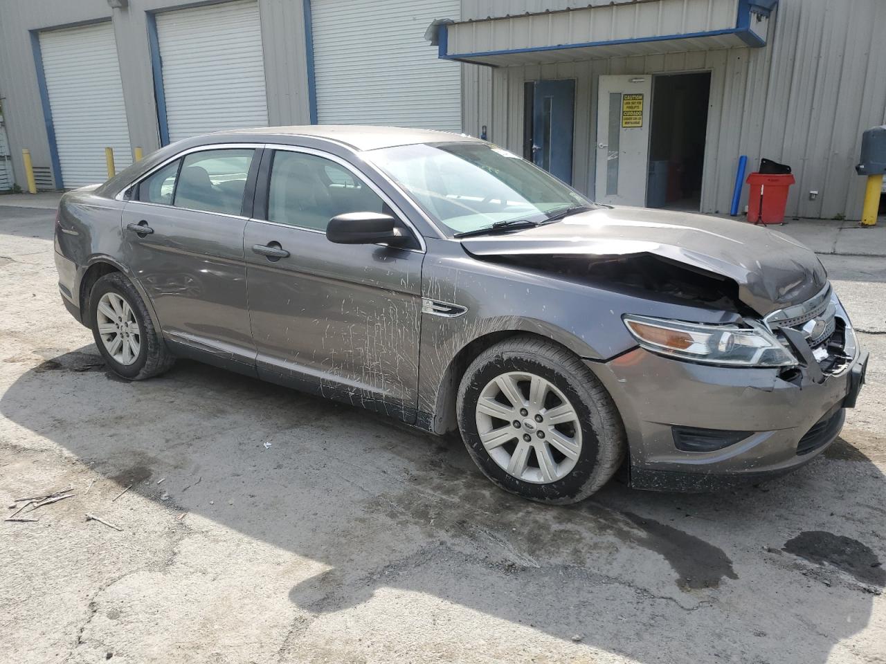 1FAHP2DW0BG190147 2011 Ford Taurus Se