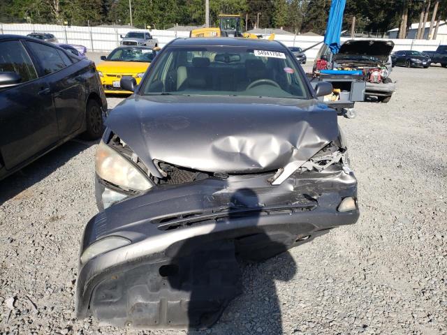 2004 Toyota Camry Le VIN: 4T1BF30K84U574124 Lot: 54941794