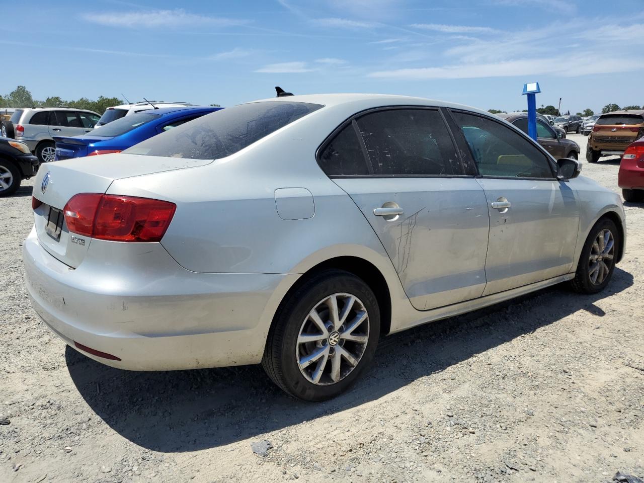 3VWDZ7AJ9BM124174 2011 Volkswagen Jetta Se