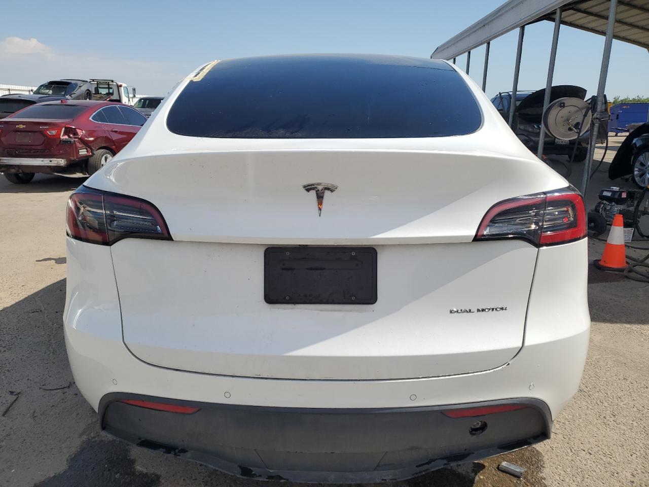 7SAYGDEE6NF511072 2022 Tesla Model Y