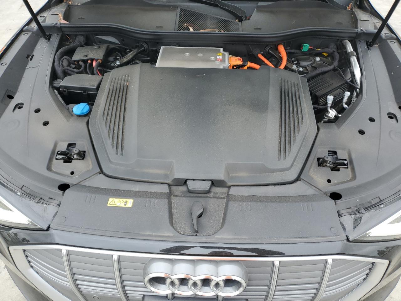 WA1VABGE3KB023760 2019 Audi E-Tron Prestige