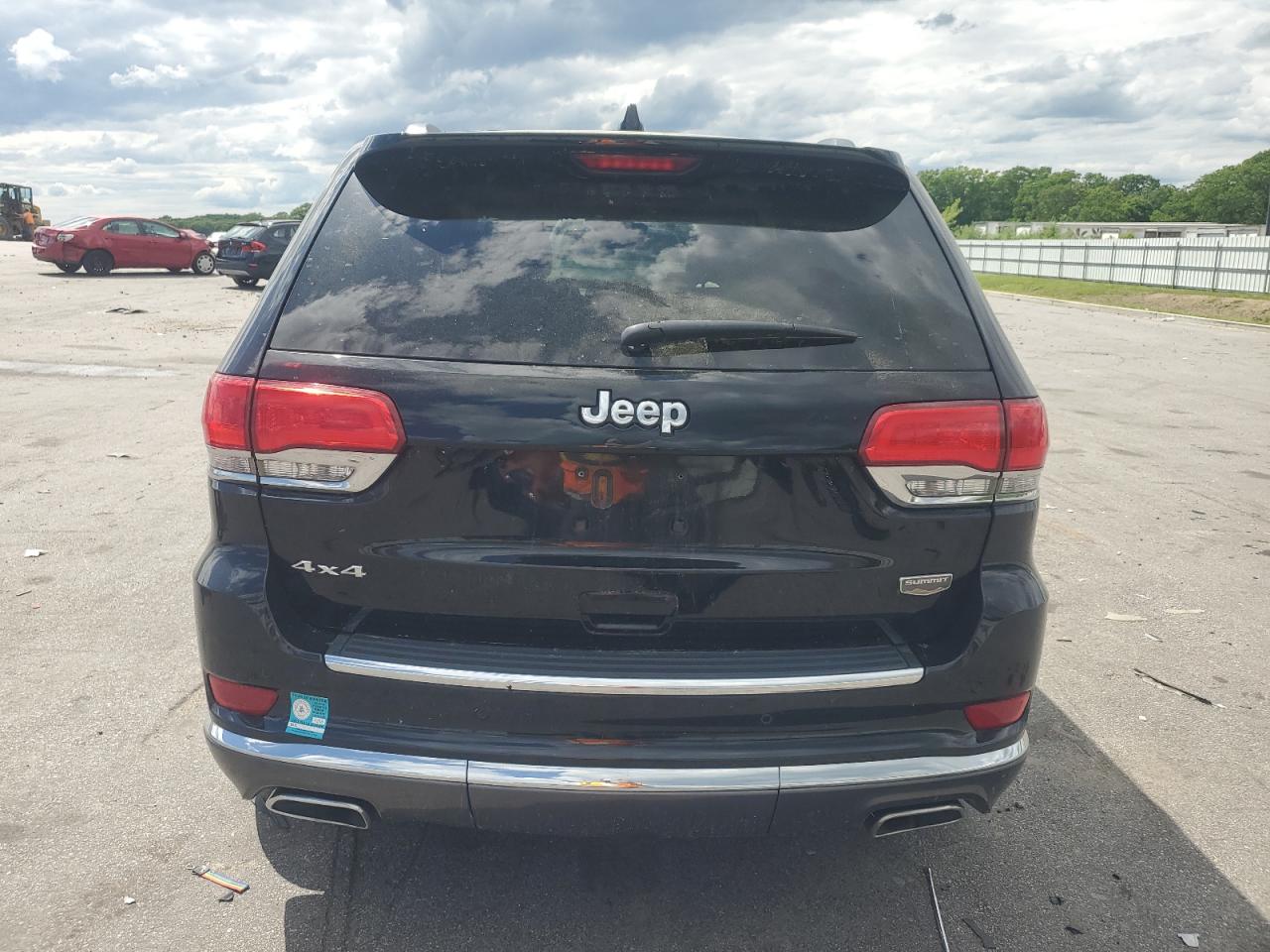 1C4RJFJG4JC460040 2018 Jeep Grand Cherokee Summit
