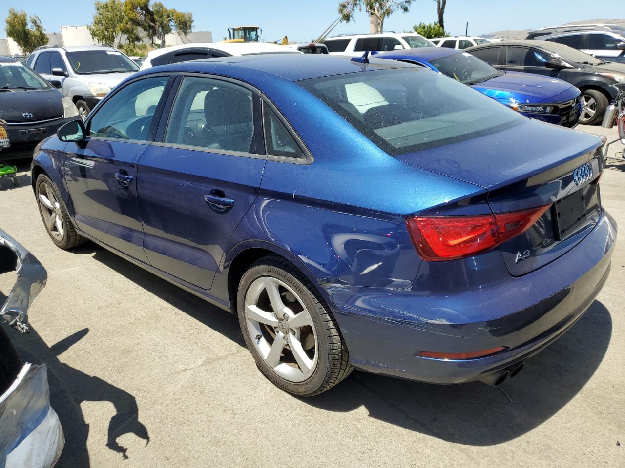 WAUACGFF2F1103601 2015 Audi A3 Premium