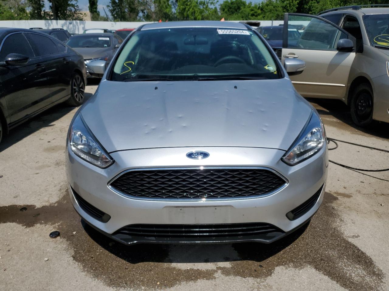 2016 Ford Focus Se vin: 1FADP3K24GL331630