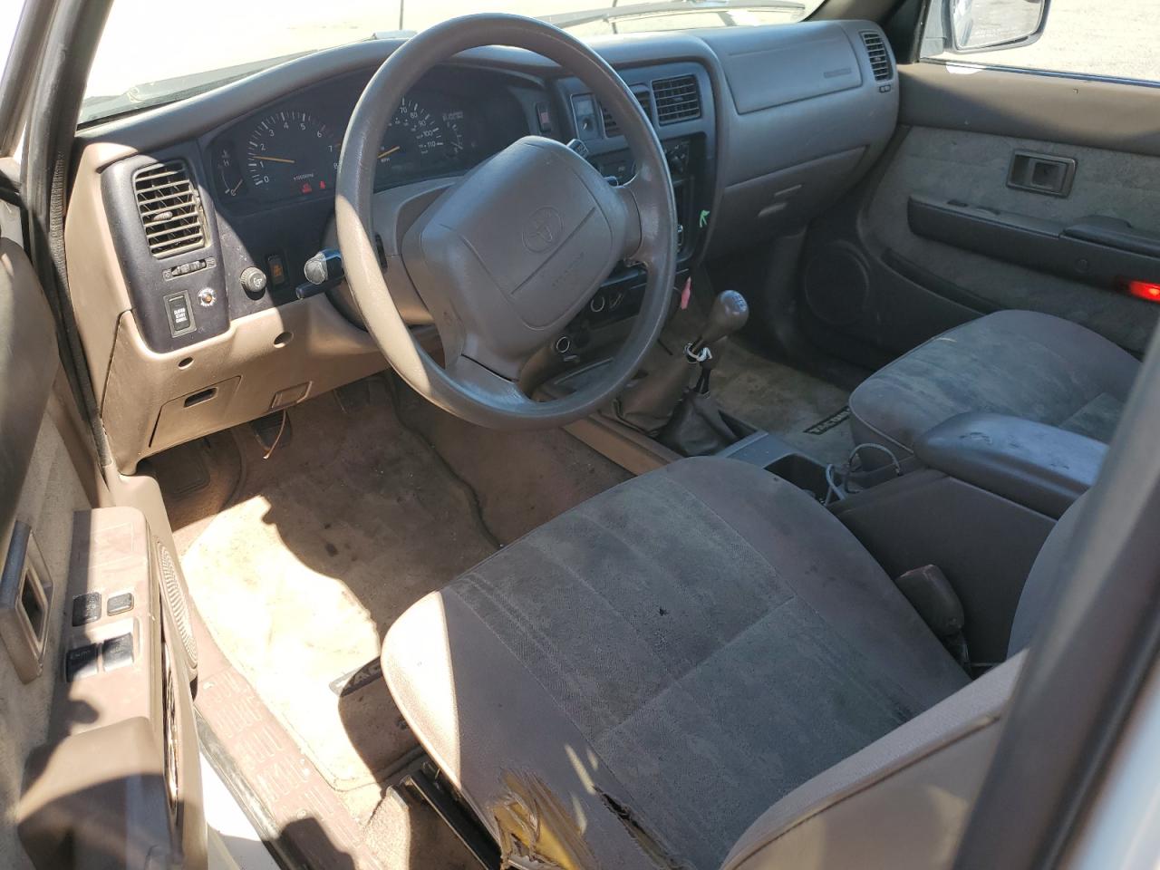 5TEWN72N1YZ687871 2000 Toyota Tacoma Xtracab